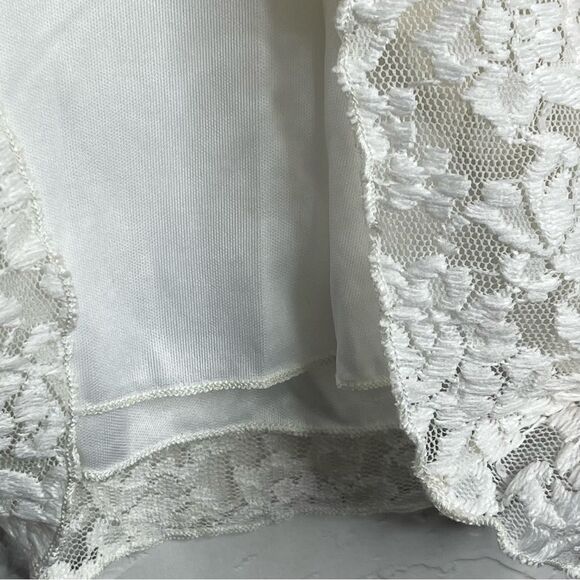 Christopher & Banks White Floral Lace Blouse Size Large - Picture 10 of 10